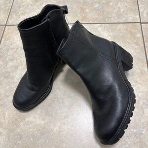 Zodiac “Grayson” Women’s Black Ankle Boots – Size 8.5M